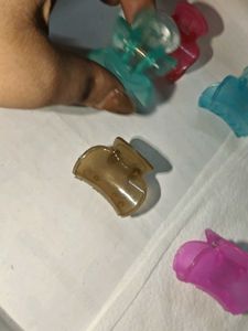 Hair Claw Clips – Set of 6