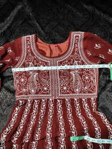 🌷Rust Chikankari Anarkali Kurta!