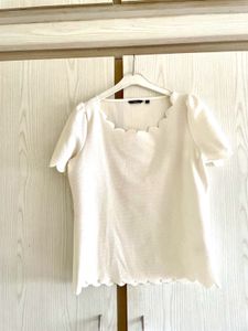 Scalloped Detail Top