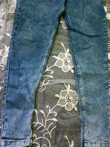 Blue Shaded Jeans