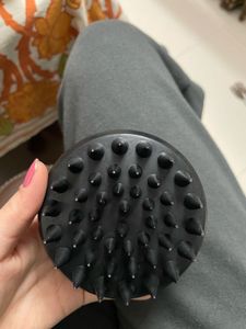 Black Scalp Massager