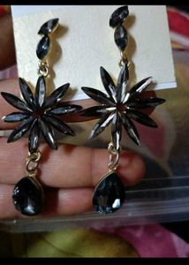 black ad stone earrings