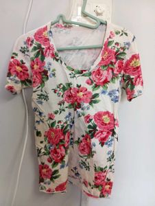 COMBO SALE ON TOPS AND SHORTS.