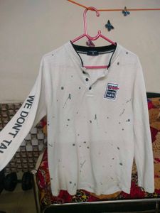 Stylish White T- Shirt