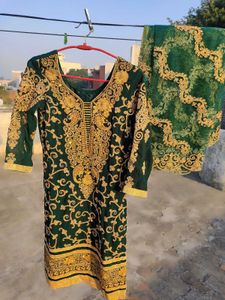Bottle Green & Gold Embroidered Salwar Kameez