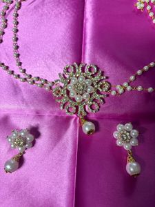 Juda Accessorie With Earing