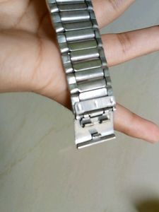 New Quartz Black Dial Wristwatch