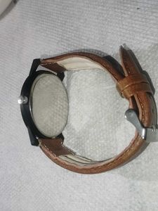Leather With Black Frame Men Rist Watch