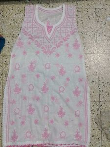 Pink &amp; White Embroidered Kurta