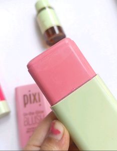 🤯Price Dropped 🎊Pixi Blush Stick