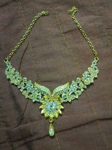 Sparkling Rhinestone Statement Necklace