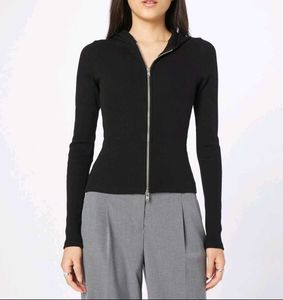 Weekday Knit Hodie