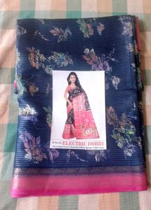 Combo Packing, Saree Colour Combination Is Beautif