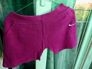 Nike Shorts 2 Side Pockets Barely Worn