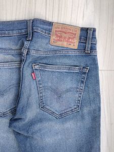 100% Authentic Vintage Levi&#39;s Jean Measure W28 L32
