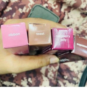 Rhode Lippies