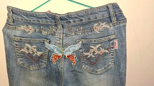 Cool Y2K Jean&#39;s With Butterfly Embroidered Pattern