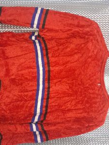 Round Neck full Sleeves Sweater Covering Hip