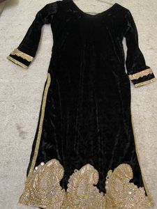 Black Velvet Suit With Dupatta