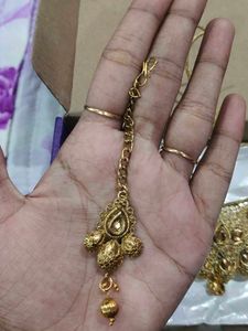 Elegant Gold  Indian Bridal Necklace with Tikka