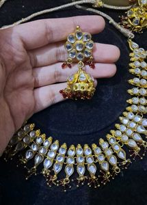 Beautiful Kundan Set