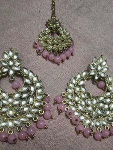 Earings And Mantika