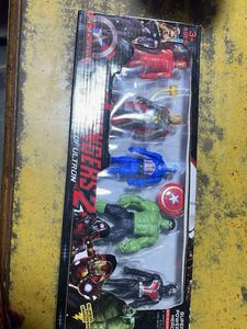 Avengers set of 5 peices