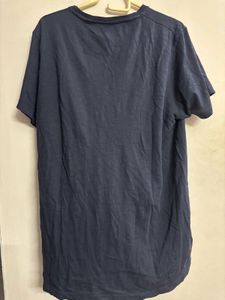 Abercrombie &amp; Fitch Graphic Tee