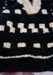 Beutiful Black Suveter🧥