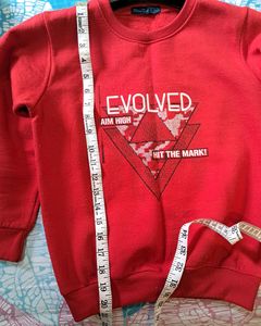 Boy&#39;s sweatshirt
