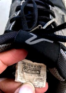 decathalon Black Athletic Shoe