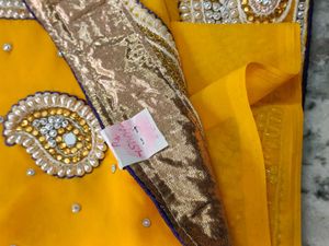Elegant Yellow 🤩Embroidered pearl Saree💥