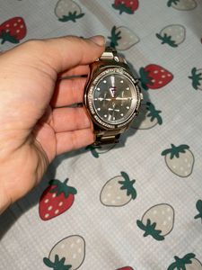 New Tommy Watch Brand Wore It 2-3 Times Only