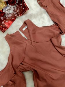 🌺Rosey Pink Off-Shoulder Ruffled Top 🌺