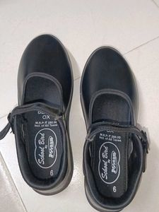 🆕 School Shoes