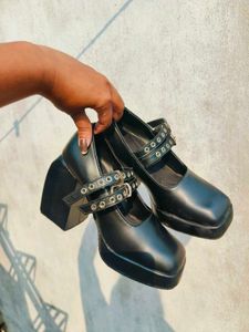 black heel pinteresty mary janes🖤