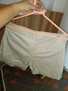 Cute Khaki Shorts