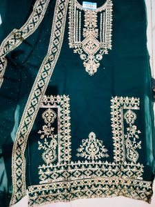 Pakistani Suit