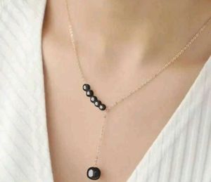 Black And White Pearl Pendant Necklaces Combo