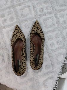 Chic Animal Print Heels