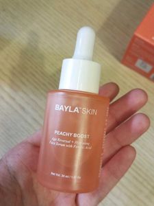 BAYLA SKIN Peachy Boost Face Serum