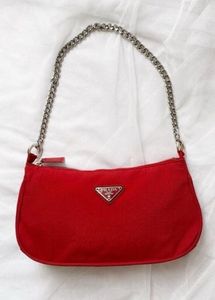 Authentic Prada❤️‍🔥 2005 Re Edition Bag