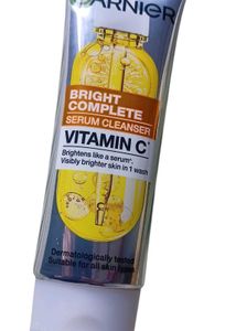 Garnier Bright Complete Cleanser