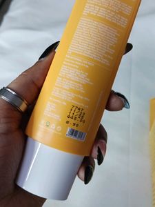 Vitamin C+E Super Bright Sunscreen