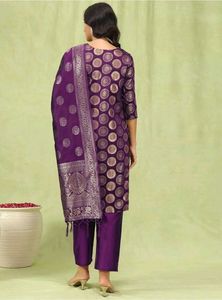 Vredevogel Verito Banarasi Jacquard Kurtis