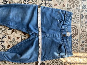 Jeggings/ Skinny Jeans(stretchy)