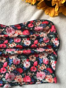 Tube floral top🌸