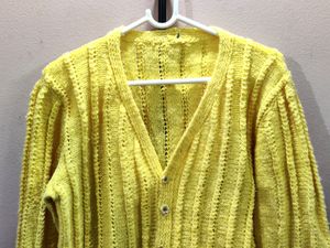 vintage yellow stripped sweater full sleeves