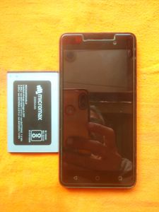 Micromax Q350
