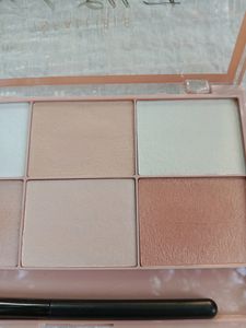 Glam 21 Highlighter Palette